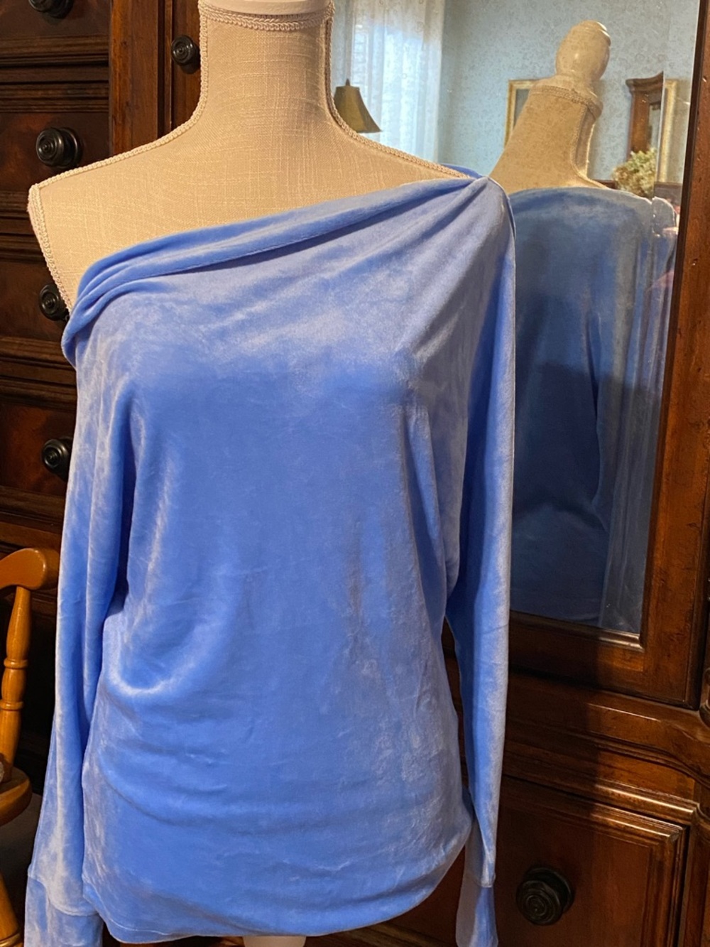 PRICE DROP Lilly Pulitzer Boca Blue Sheera Velour Top, Size S, NWT